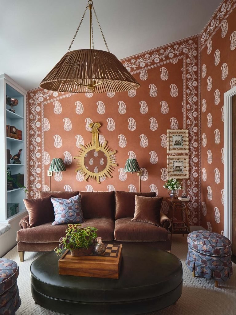 Mural and grasscloth showcase — image 2
