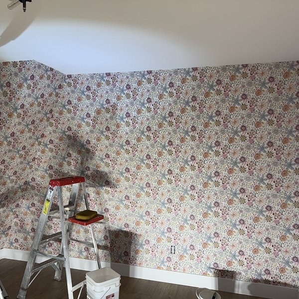 Children's floral feature wall — image 2