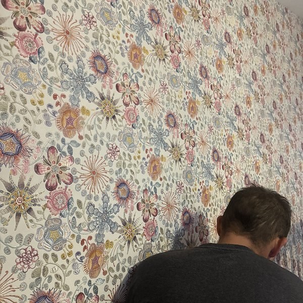 Children's floral feature wall — image 1