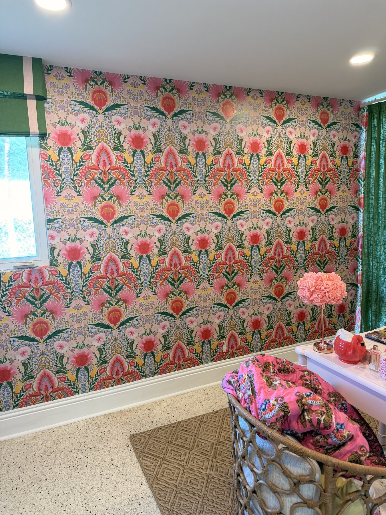 Floral home office — image 3