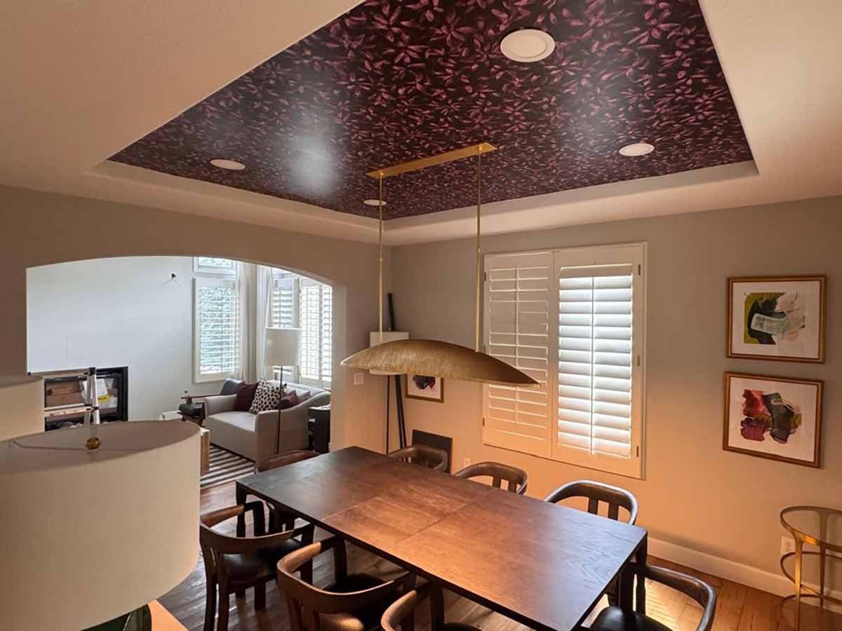 Dining-room tray ceiling — image 1