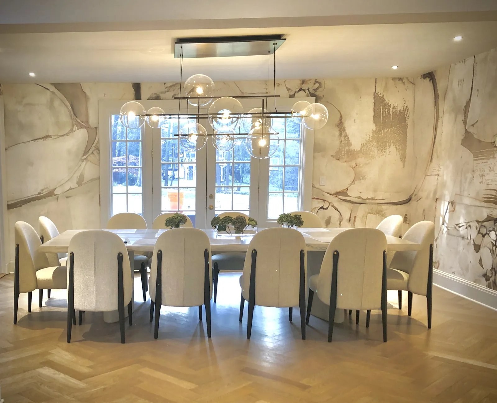 Marble-look dining mural — image 1